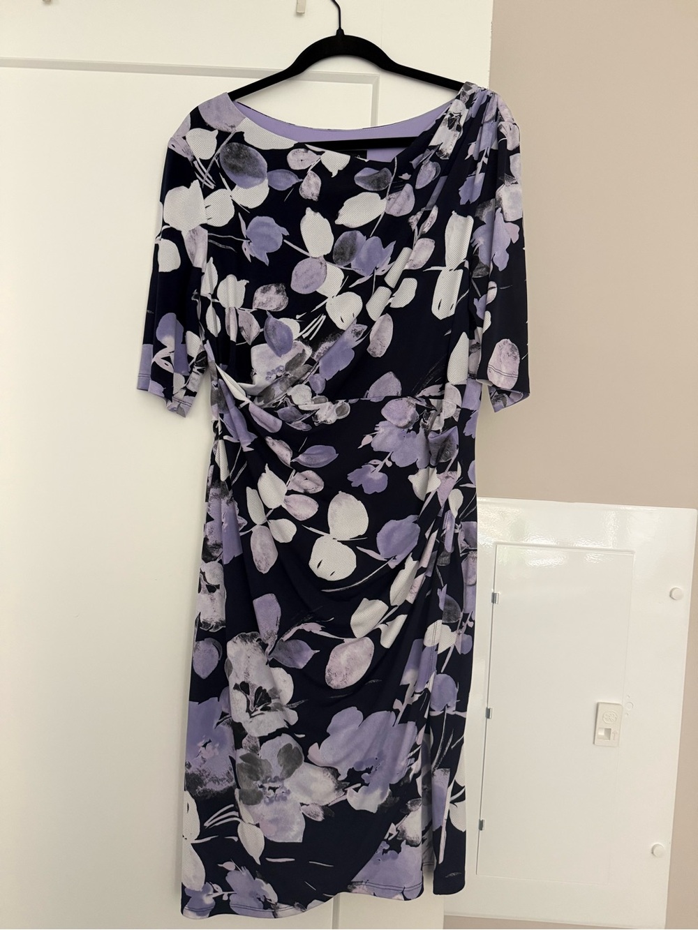 Connected Apparel Elegant Navy Purple Whire Floral Ruched Midi Dress Size